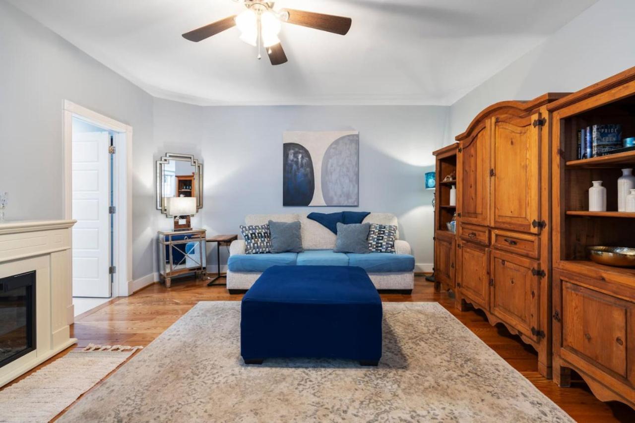 The Blue Holiday home Louisville